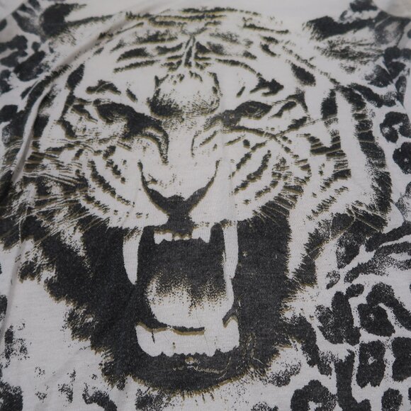 Leopard Basic Tee - Picture 3 of 5